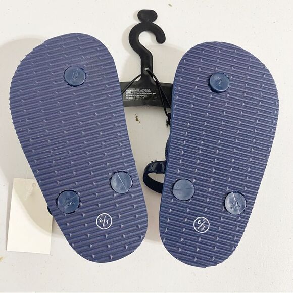 Boys Red, White, & Blue Flip Flops Sandals Size 6/7 - Picture 7 of 7